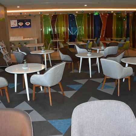 Holiday Inn Express Yingkou Onelong Plaza By Ihg Gaizhou Bagian luar foto