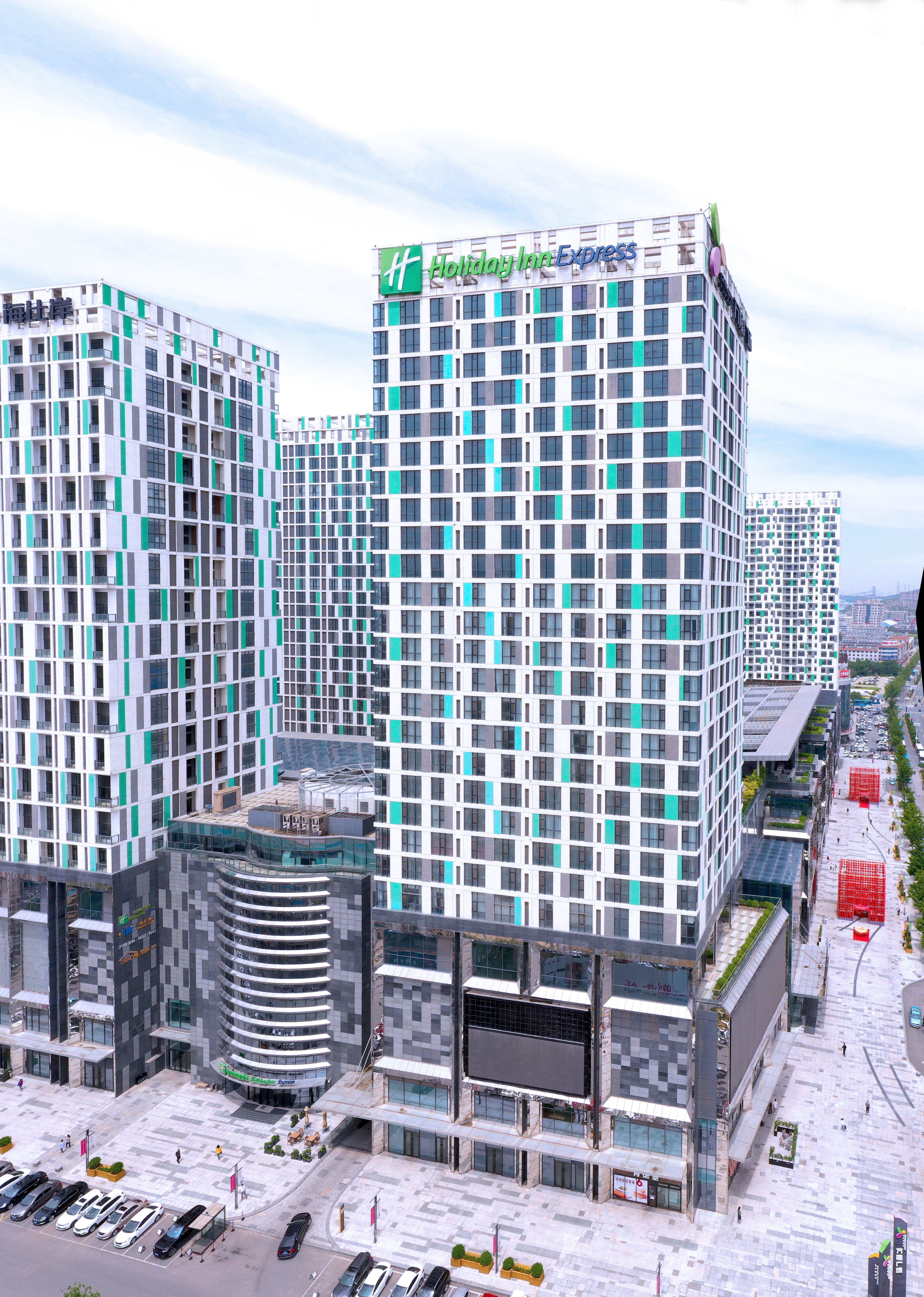 Holiday Inn Express Yingkou Onelong Plaza By Ihg Gaizhou Bagian luar foto