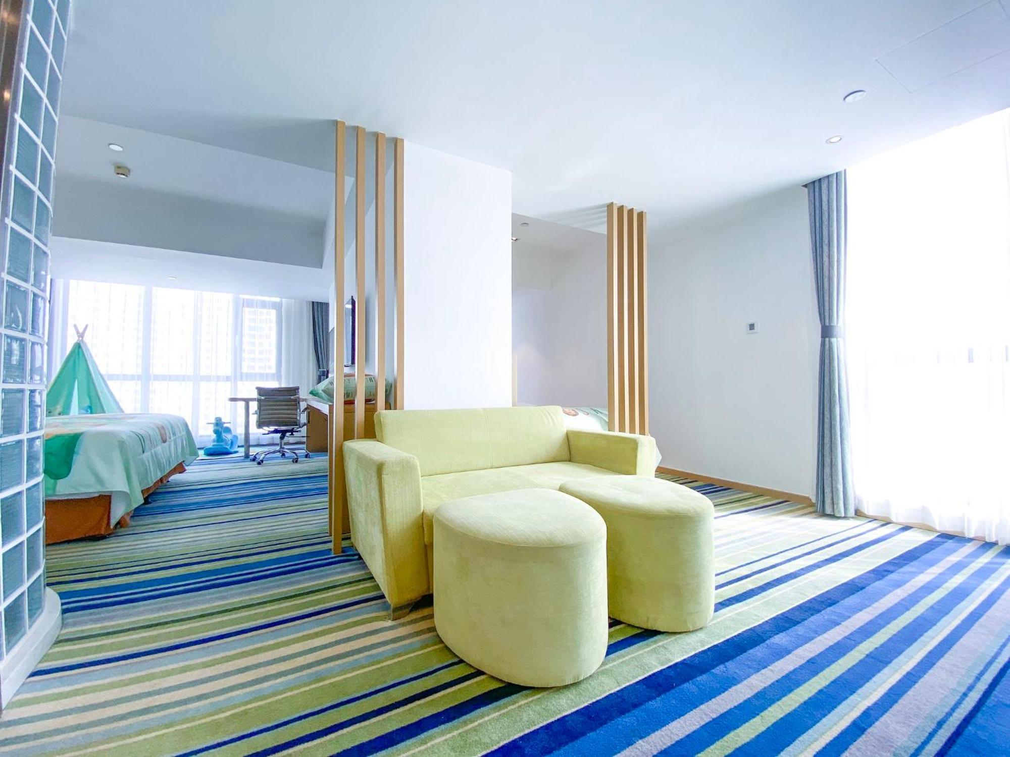 Holiday Inn Express Yingkou Onelong Plaza By Ihg Gaizhou Bagian luar foto